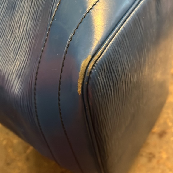 Louis Vuitton blue Epi Noe - Picture 8 of 17